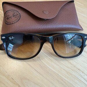 Ray Ban RB2132
